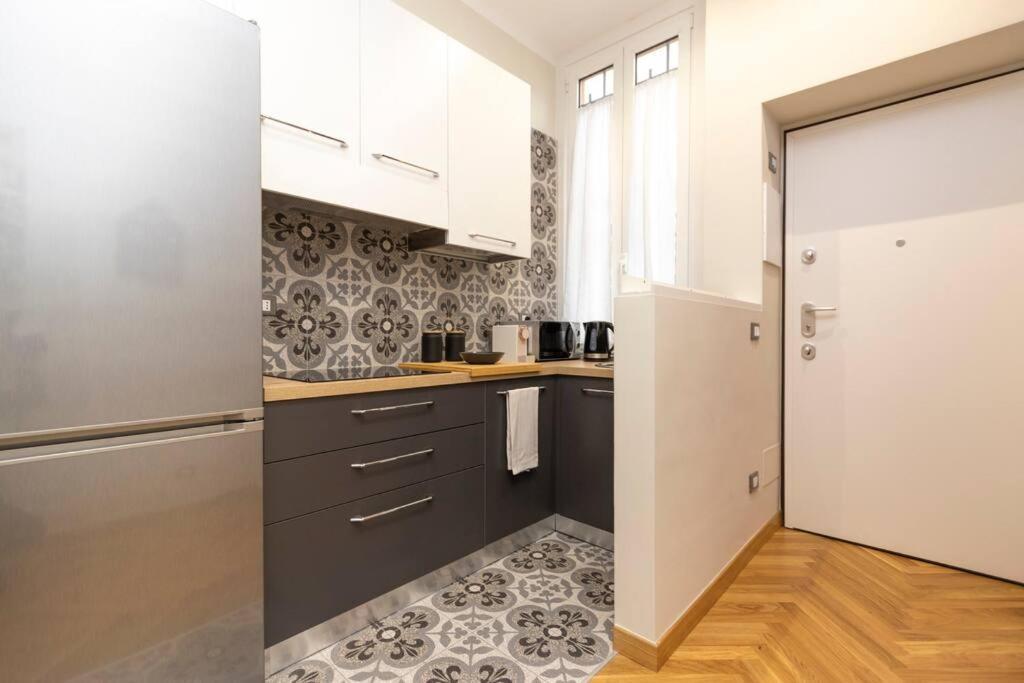 The Italian Design - 10 Minutes To Duomo Apartment Milano Exterior foto