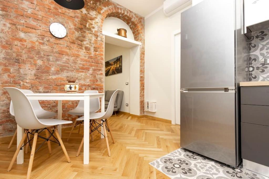 The Italian Design - 10 Minutes To Duomo Apartment Milano Exterior foto